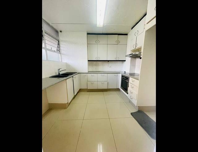 2 BEDROOM APARTMENT FOR SALE IN POINT